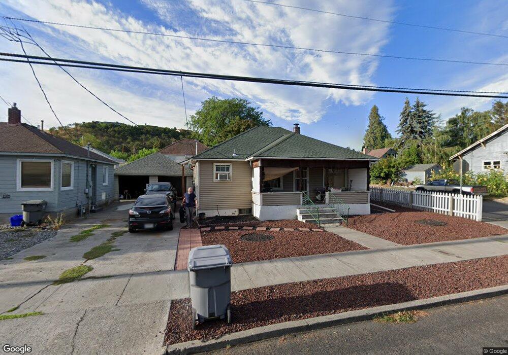 1524 E 12th St, the Dalles, OR 97058 - photo 1