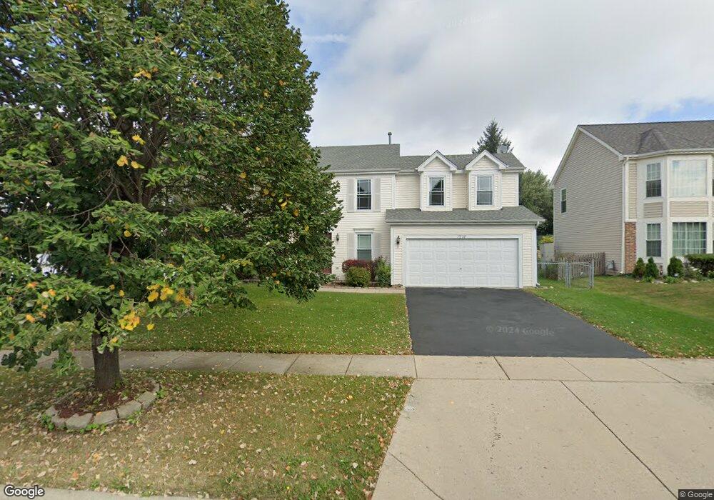 1214 Mayfair Dr, Carpentersville, IL 60110 - photo 1