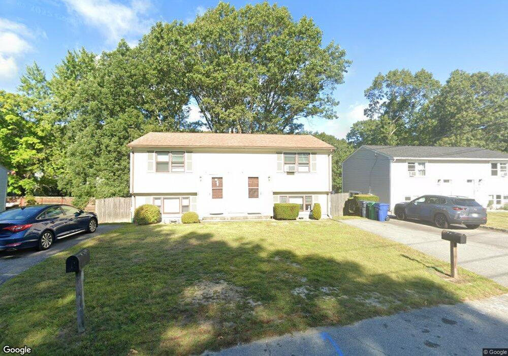 131 Kenyon Ave, Warwick, RI 02886 - photo 1