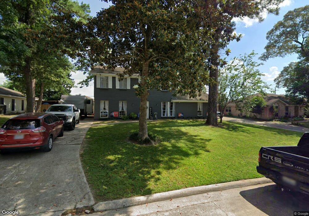 10088 Woodhollow Dr, Conroe, TX 77385 - photo 1