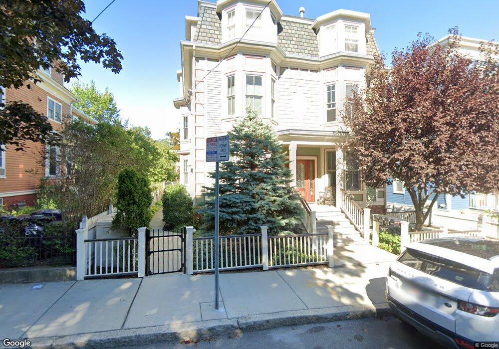 31 Tufts St unit 2, Cambridge, MA 02139 - photo 1