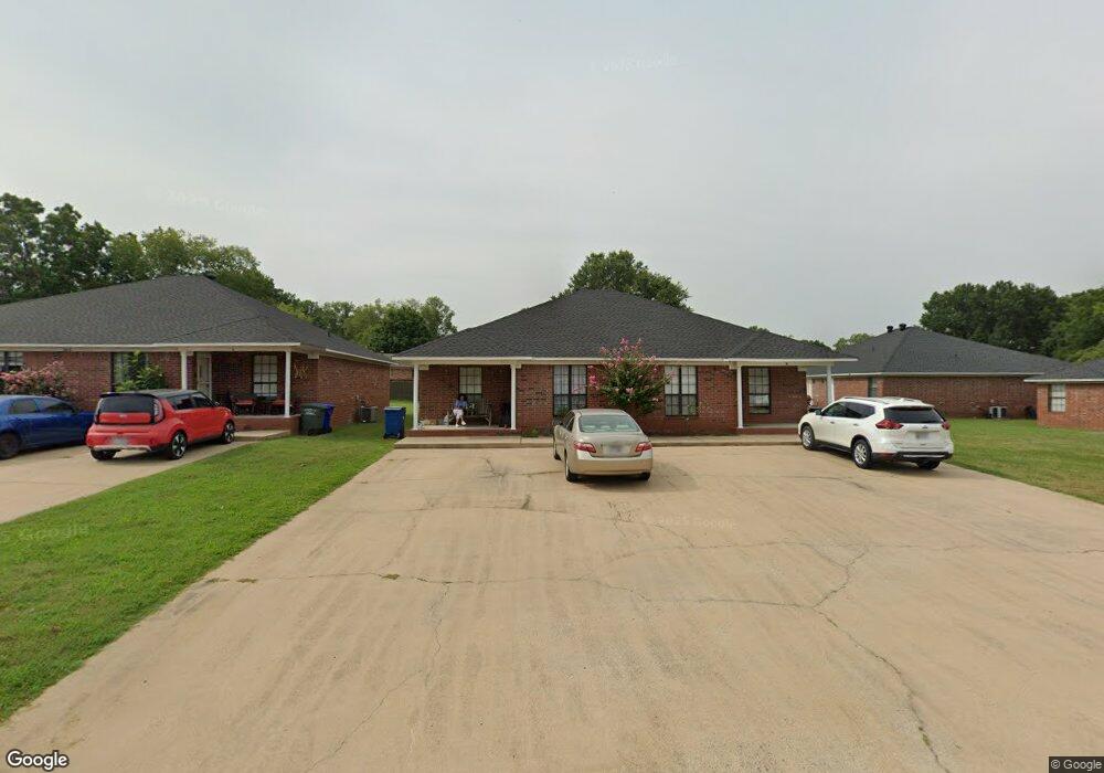 2825 Floyd Dr, Conway, AR 72034 - photo 1