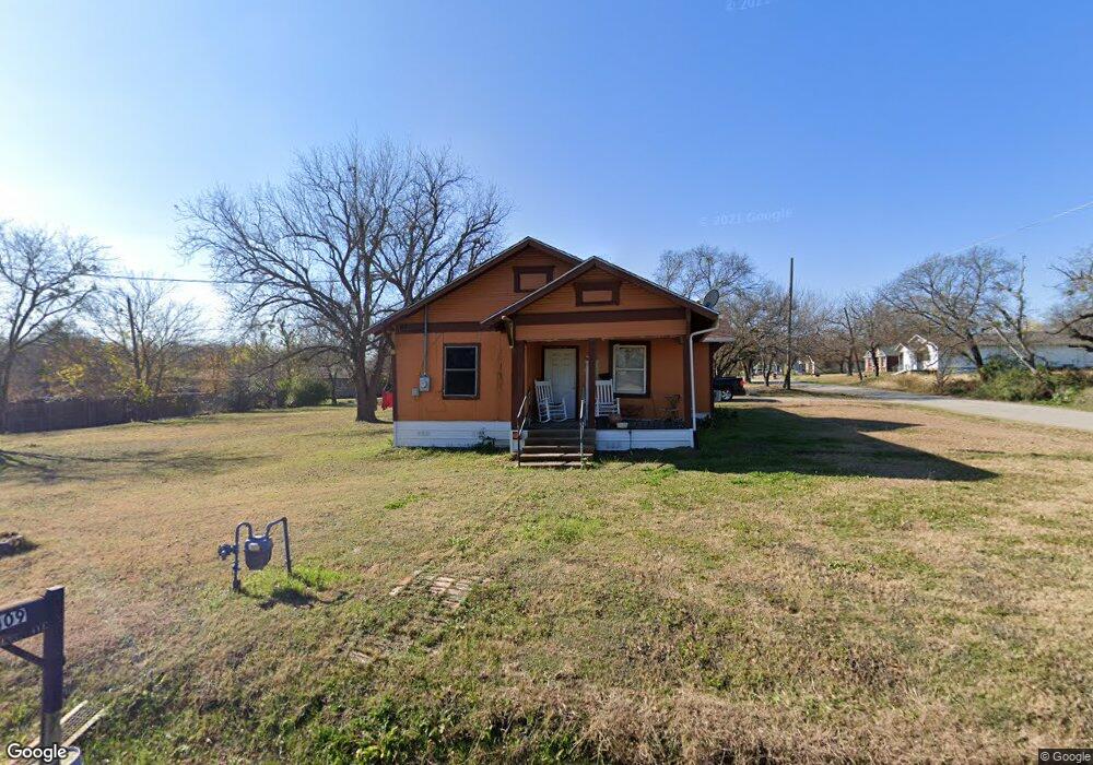 409 Ripley St, Ennis, TX 75119 - photo 1
