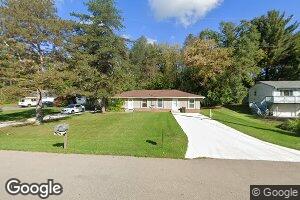 6112 Scotch Blue St, Jackson, MI 49201