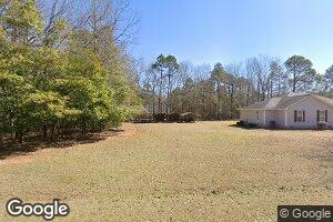 902 Weathers Dr, Montezuma, GA 31063
