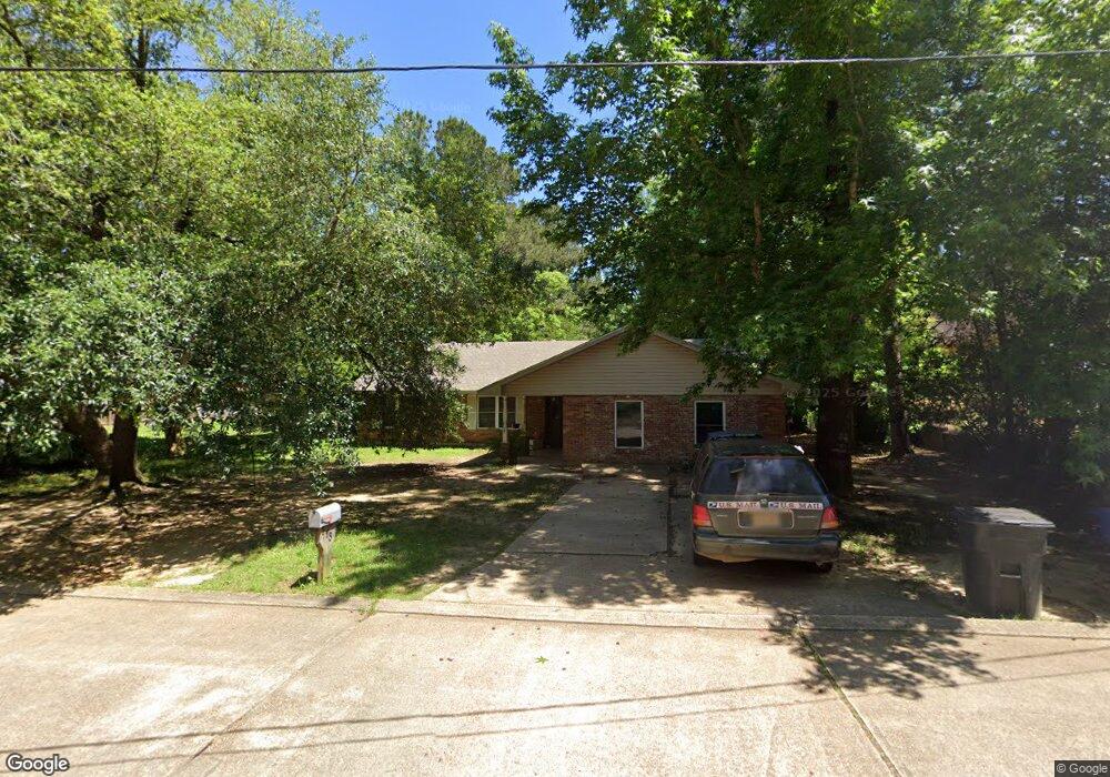 113 Woodlake Dr, Pineville, LA 71360 - photo 1