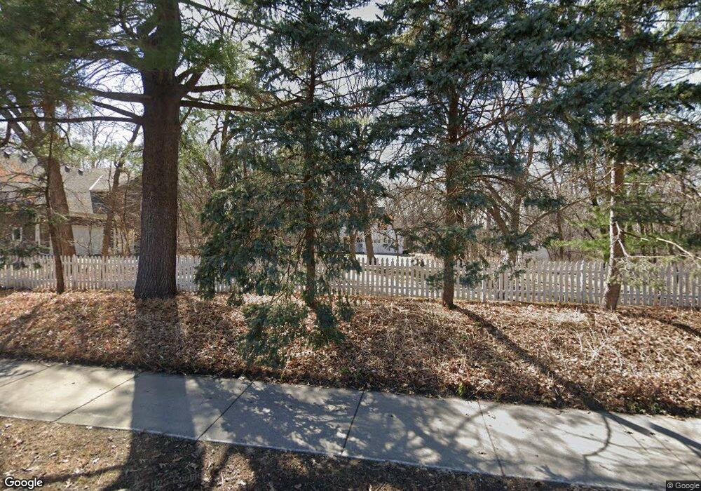 5208 Williston Rd, Minnetonka, MN 55345 - photo 1