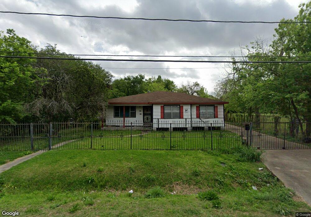 4210 Linn St, Houston, TX 77026 - photo 1