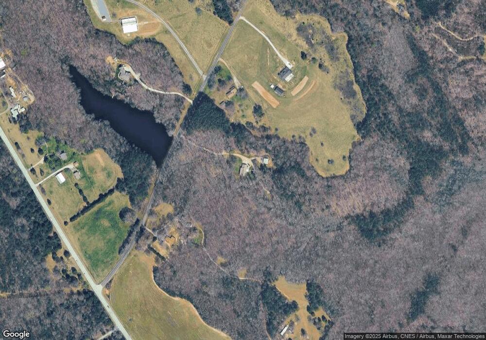 610 Whitworth Rd, Clover, SC 29710 - photo 1