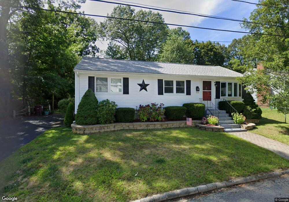 17 Endicott St, East Weymouth, MA 02189 - photo 1