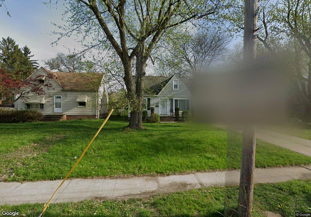 18205 Libby Rd, Maple Heights, OH 44137 - photo 1