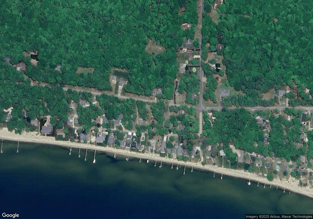 4952 E Michigan Ave, Au Gres, MI 48703 - photo 1