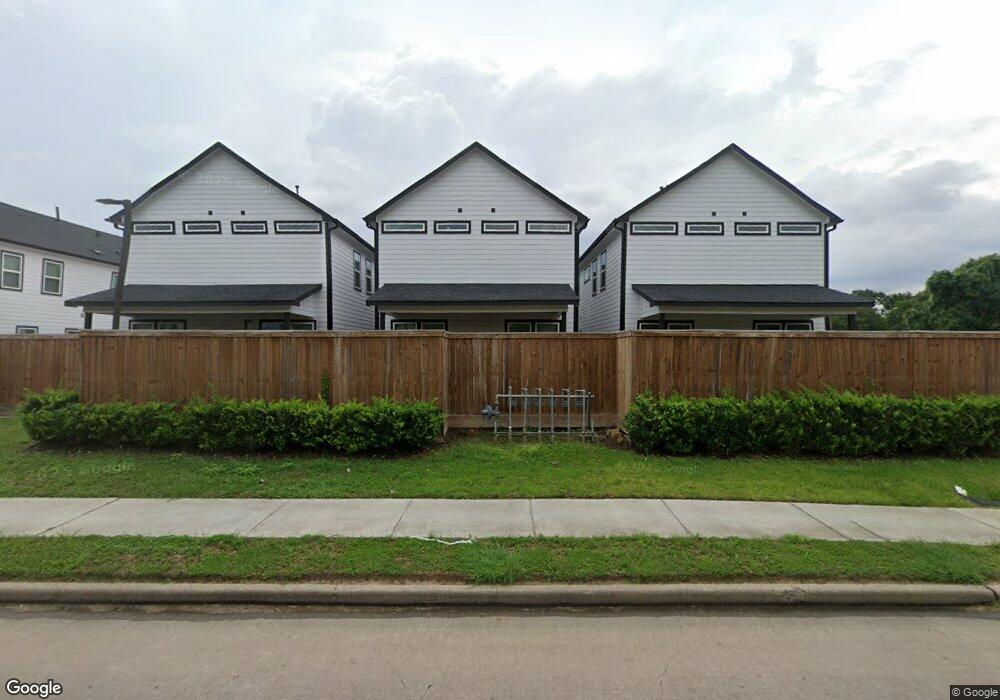 6490 T c Jester Blvd, Houston, TX 77091 - photo 1