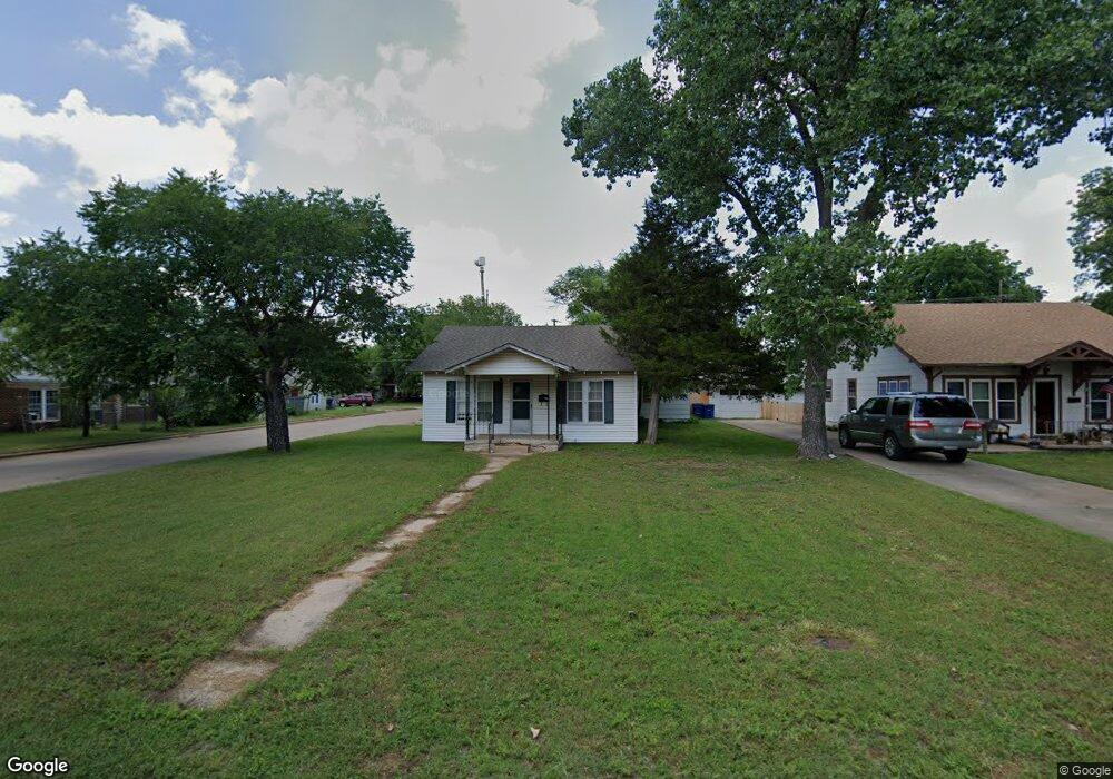 1015 W Spruce Ave, Duncan, OK 73533 - photo 1