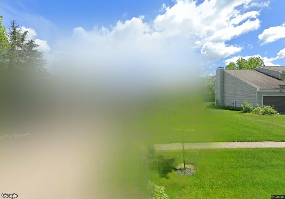 1521 Yosemite Pkwy, Algonquin, IL 60102 - photo 1