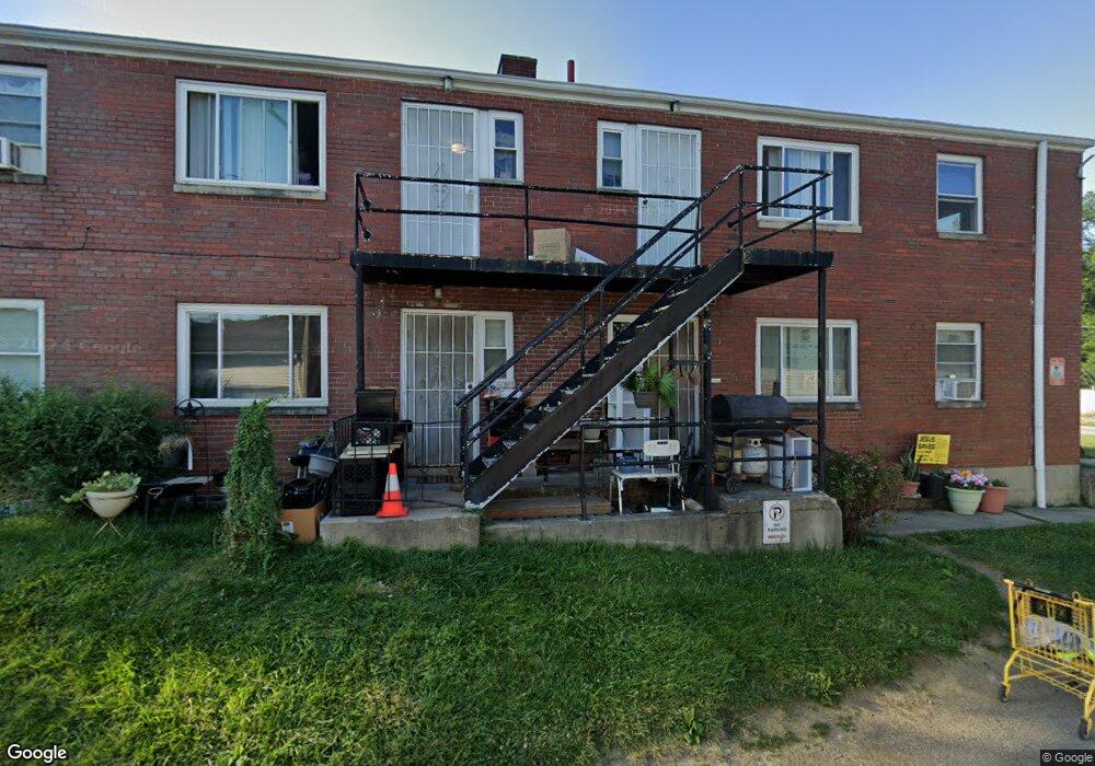 34 N Hampton Rd, Columbus, OH 43213 - photo 1