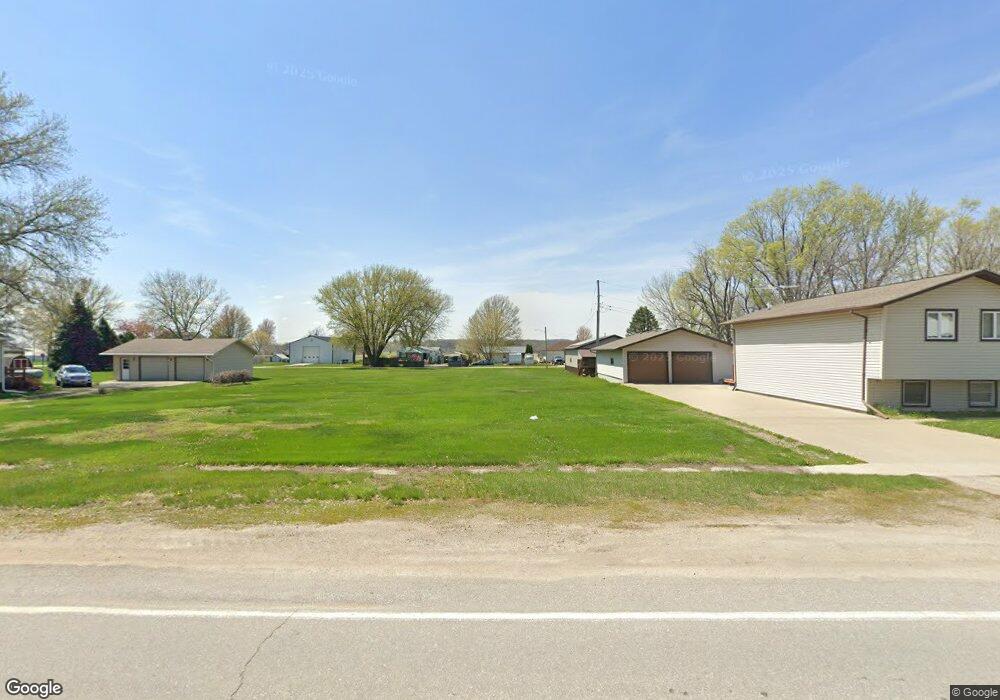 305 Main St, Reasnor, IA 50232 - photo 1