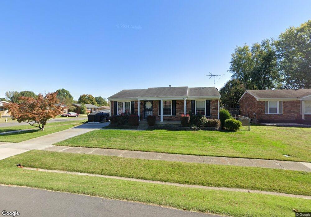 9201 Burlwood Ct, Louisville, KY 40229 - photo 1