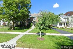 567 Earlston Rd, Kenilworth, IL 60043