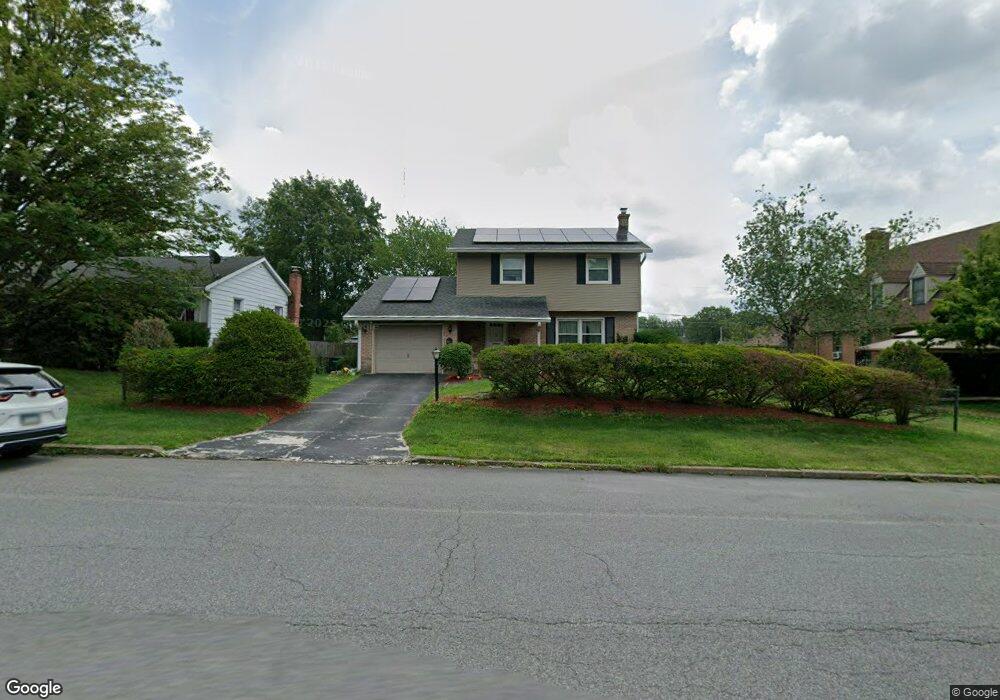 612 Samuels Ave, Hazleton, PA 18201 - photo 1
