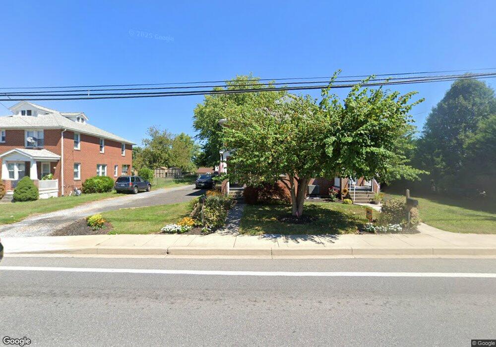 409 E Baltimore St, Taneytown, MD 21787 - photo 1