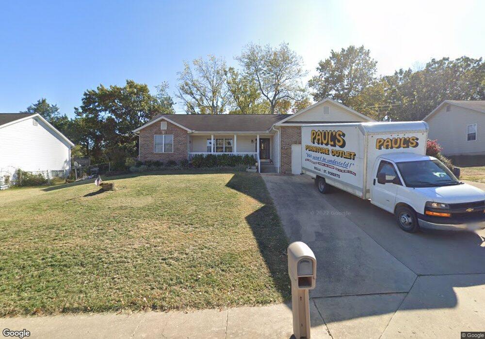 906 Winchester Dr, Rolla, MO 65401 - photo 1