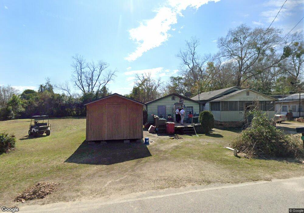 56 E Magnolia St, Mc Rae, GA 31055 - photo 1