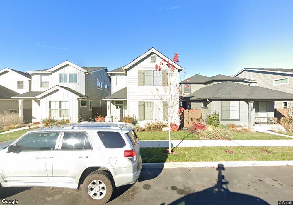 4589 SW 36th St, Redmond, OR 97756 - photo 1