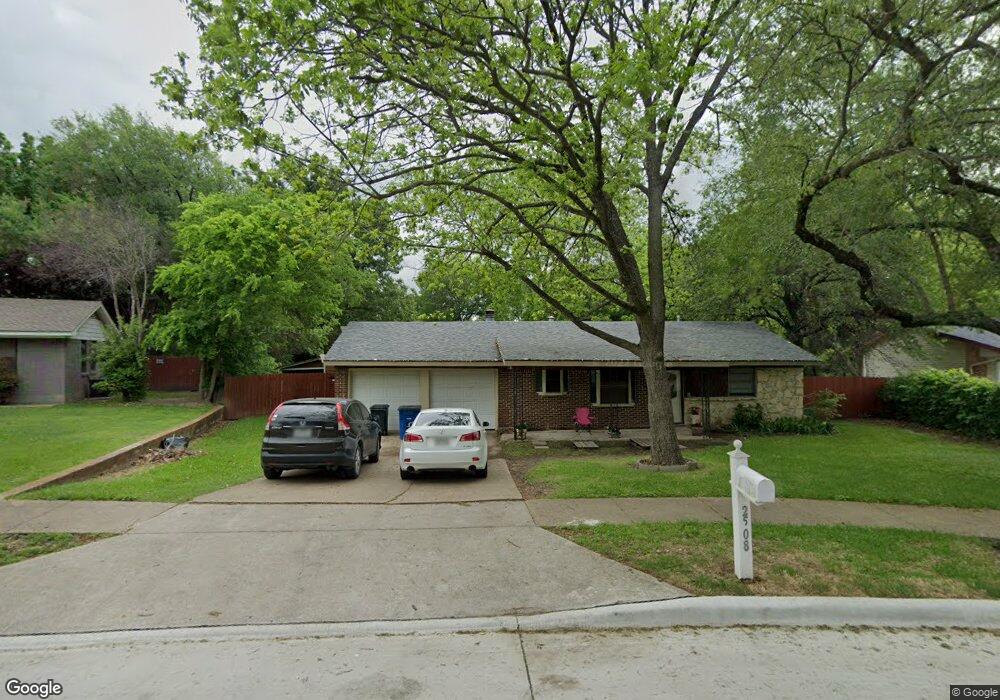 2508 Woodlawn Dr, Ennis, TX 75119 - photo 1