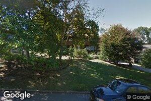 5 Pegs Ln, Cold Spring Harbor, NY 11724