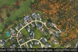 36 Floral Dr, Wheeling, WV 26003