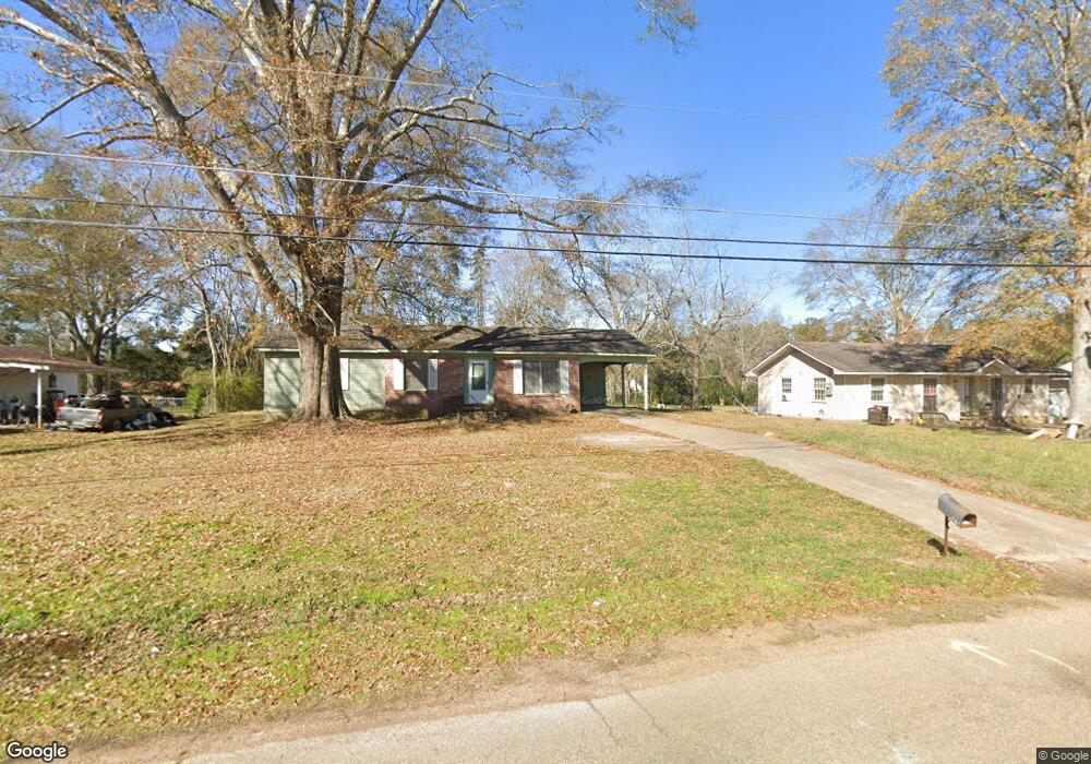 575 Georgetown St, Hazlehurst, MS 39083 - photo 1