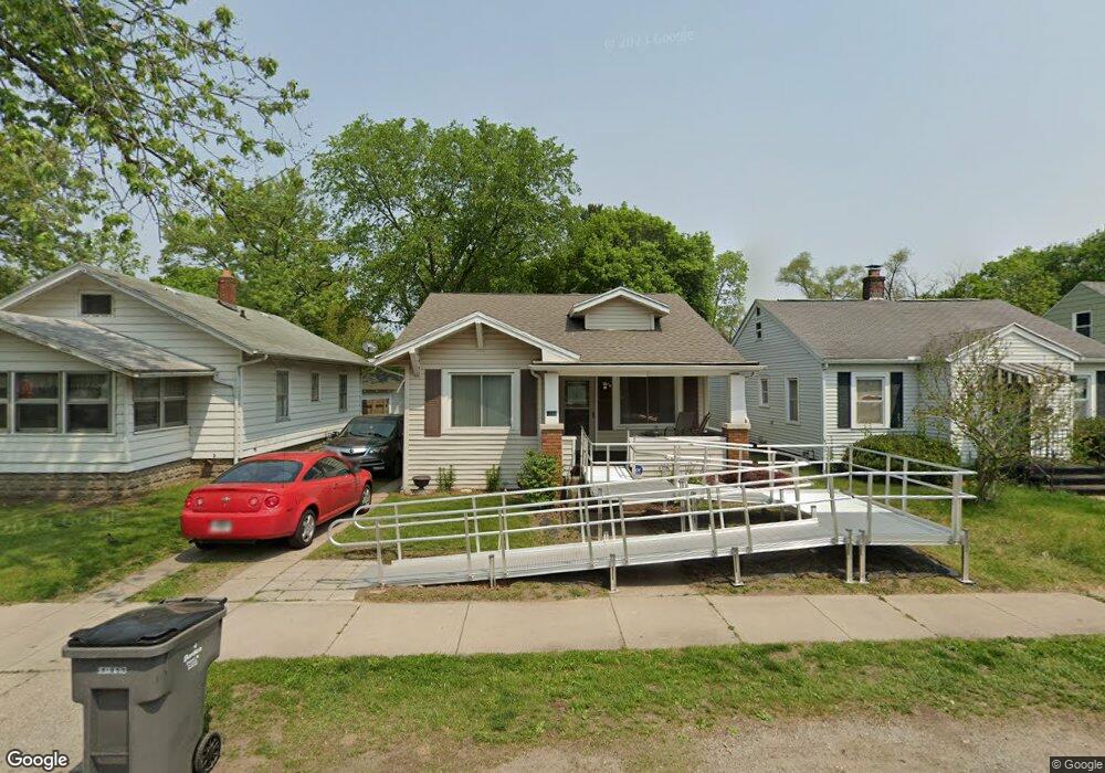 1028 W Hubbard Ave, Elkhart, IN 46516 - photo 1