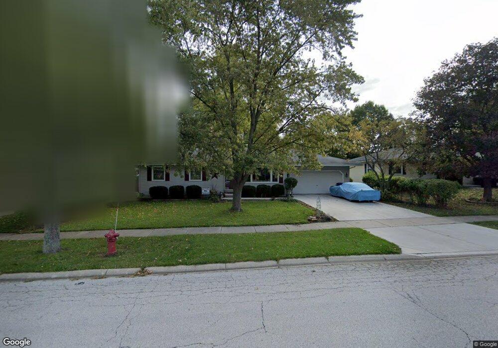 1081 Alameda Dr, Aurora, IL 60506 - photo 1