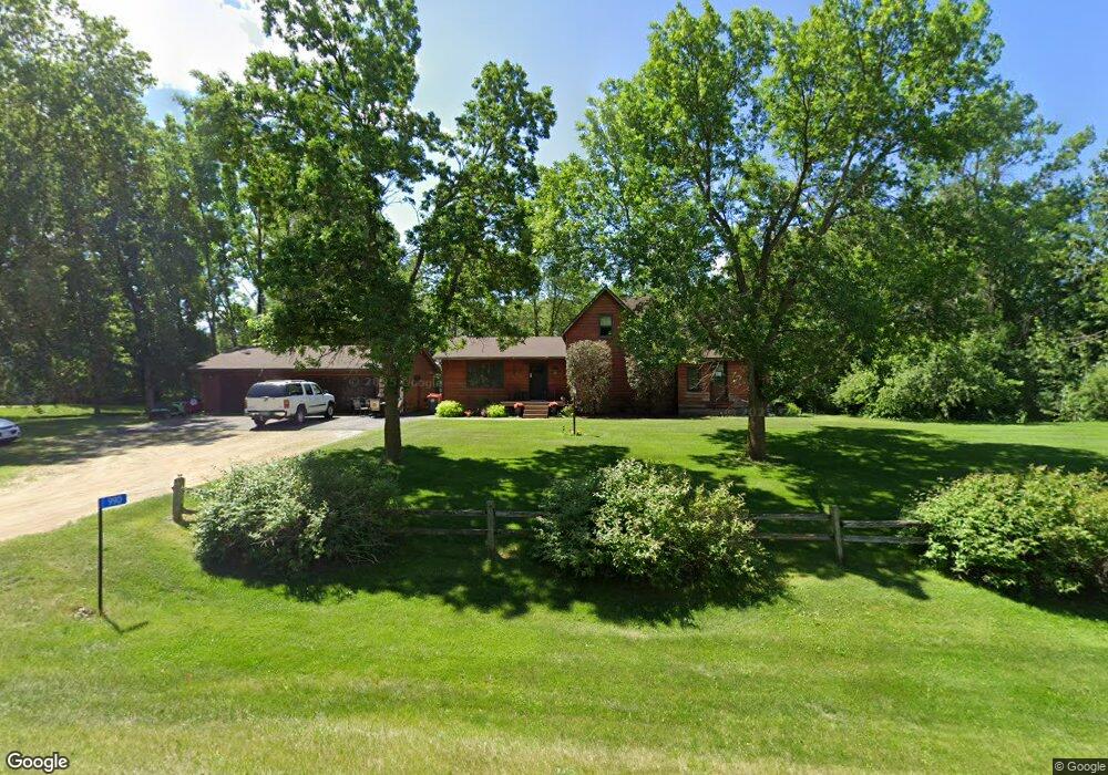 990 Cross Country Ln SW, Alexandria, MN 56308 - photo 1