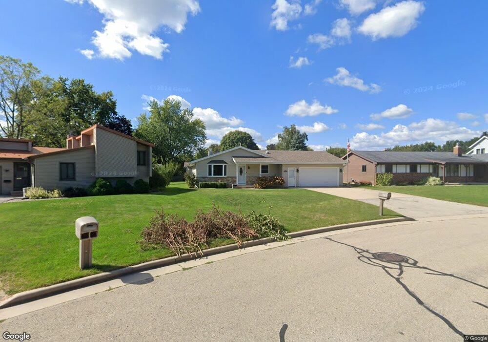 2409 W Harvest Dr, Appleton, WI 54914 - photo 1