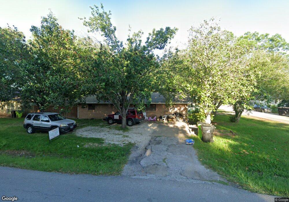1300 8th St, Rosenberg, TX 77471 - photo 1