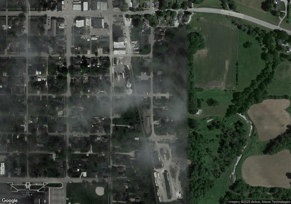 209 W Franklin St, Thorntown, IN 46071 - photo 1