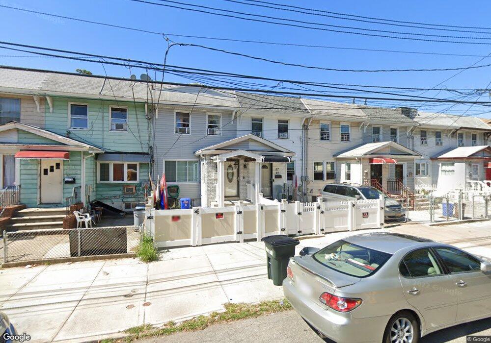 9744 108th St, South Richmond Hill, NY 11419 - photo 1