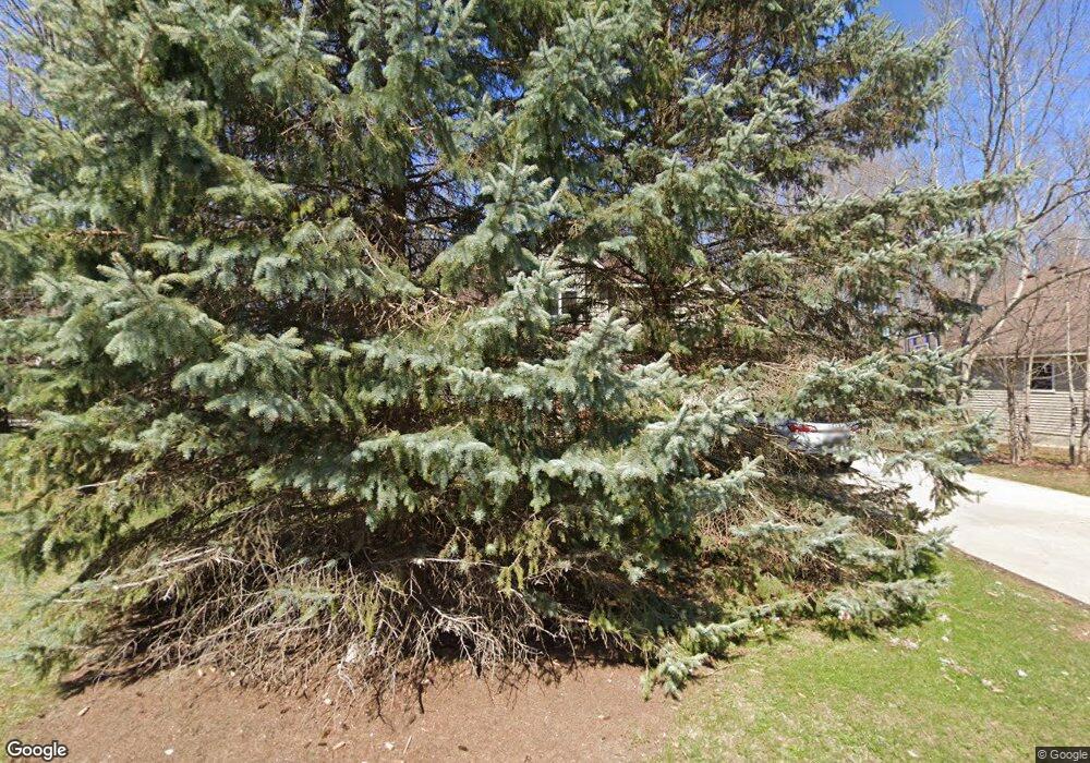 7048 Woods West Dr unit 12, Flushing, MI 48433 - photo 1