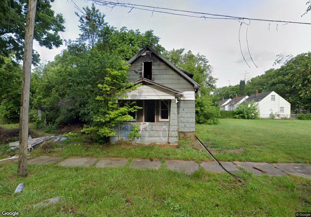 1105 N Vernon Ave, Flint, MI 48506 - photo 1