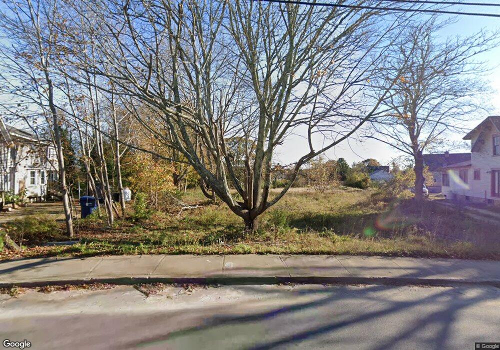 188 Circuit Ave, Oak Bluffs, MA 02557 - photo 1