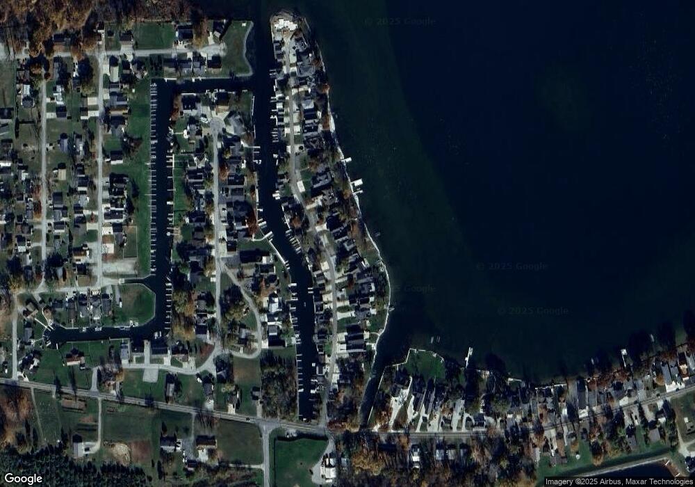 9824 N Bayshore Dr, Syracuse, IN 46567 - photo 1