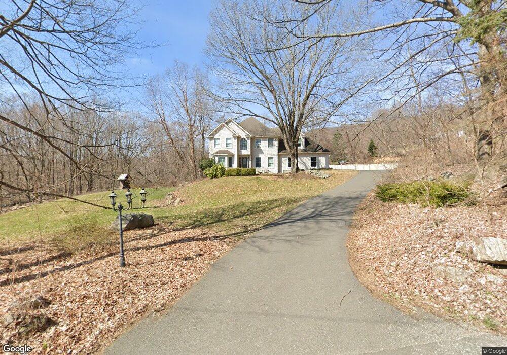 141 Pine Hill Rd, New Fairfield, CT 06812 - photo 1