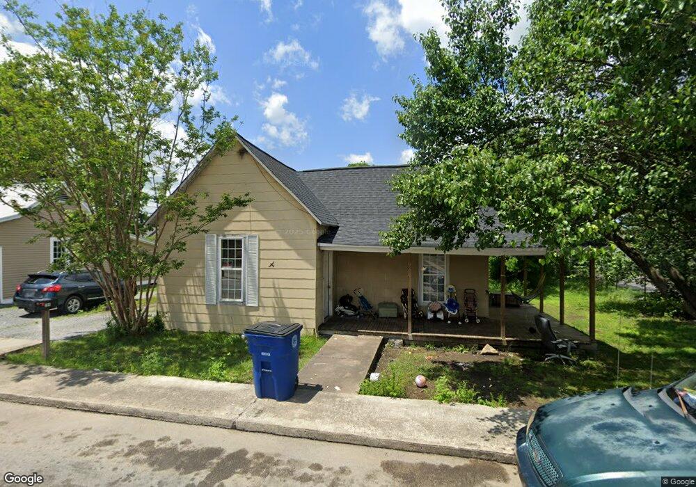 709 N Jefferson St, Shelbyville, TN 37160 - photo 1