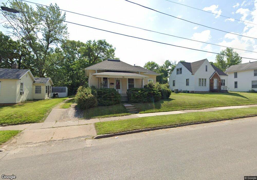 916 19th St SE, Cedar Rapids, IA 52403 - photo 1