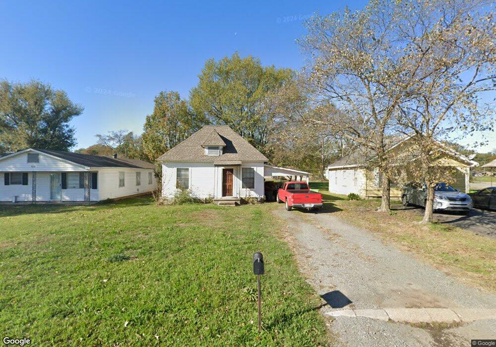 1608 S Leslie St, Stuttgart, AR 72160 - photo 1