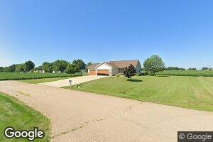 201 Joe Dr W, Amboy, IL 61310
