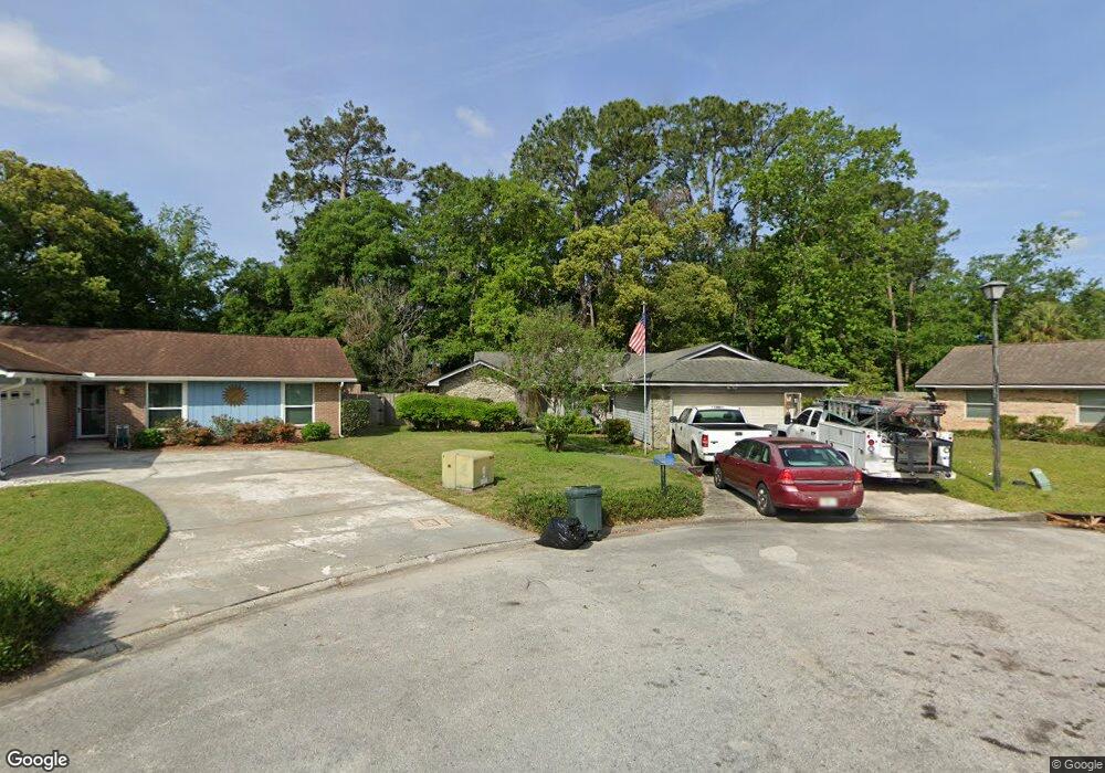 7004 Holiday Hill Ct, Jacksonville, FL 32216 - photo 1