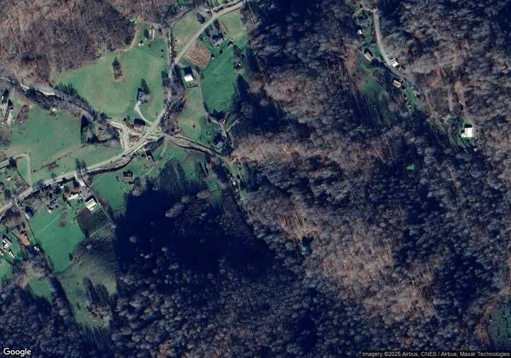 131 Eagle Rock Ln, Burnsville, NC 28714 - photo 1